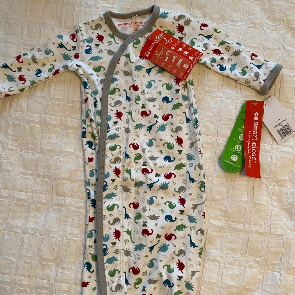 Magnetic baby boy newborn gown